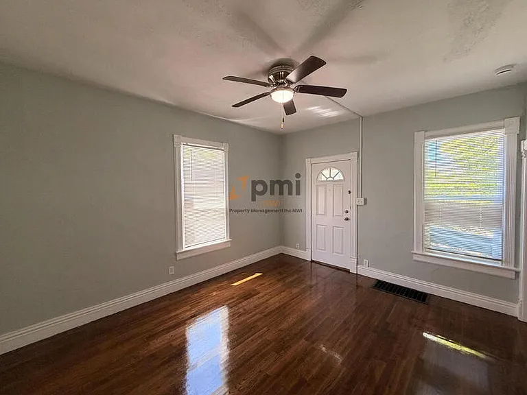 422 Hoyt St #1 — Photo 8