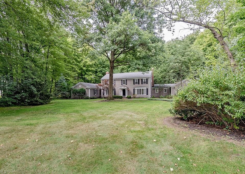 1st image of 75 Lochspur Ln