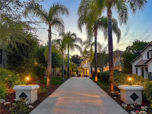 525 Oak Tree Ct, Simi Valley, CA 93065