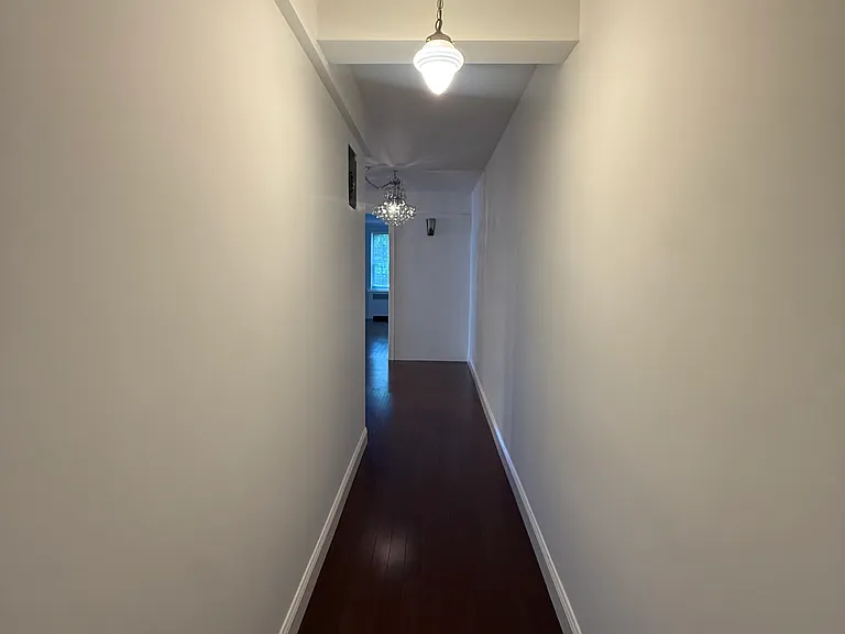 800 Bronx River Rd #B03 — Photo 1