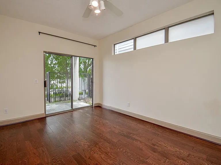 5311 Lillian St — Photo 22
