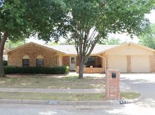 4722 James St, Wichita Falls, TX 76308