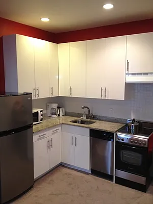 Rented by Flatiron Real Estate Advisors LLC | media 15