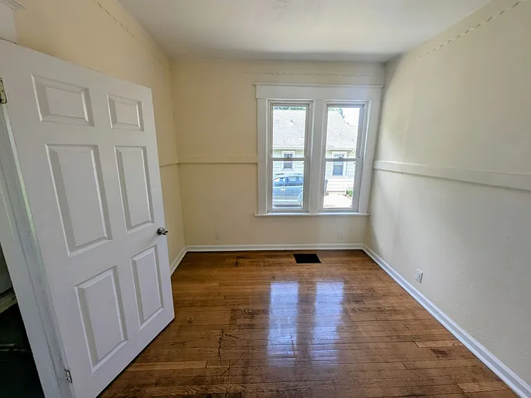 3316 Duncan St — Photo 11