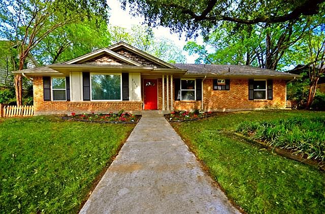 1st image of 2646 Beechmont Dr