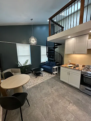 1 W Hollister St #3 Photo 1