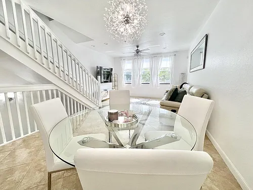 840 Marina Del Ray Ln #2 Photo 1