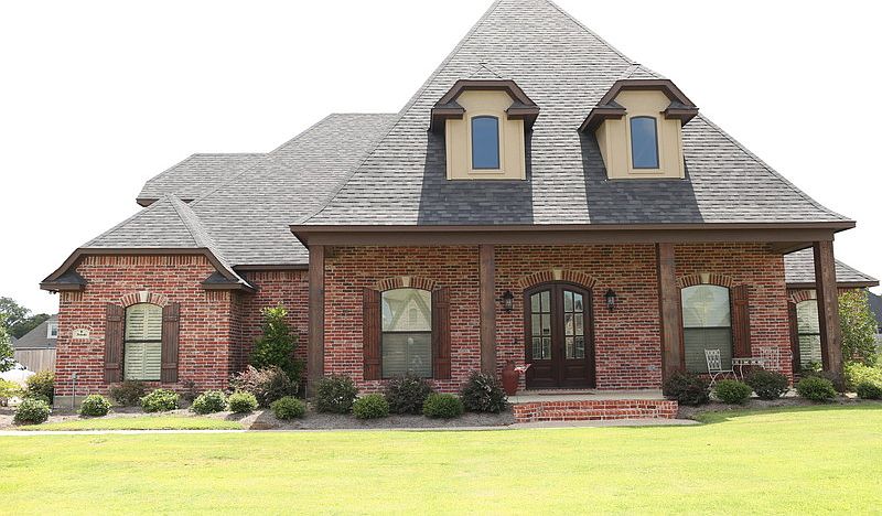 1st image of 366 Diane Ln