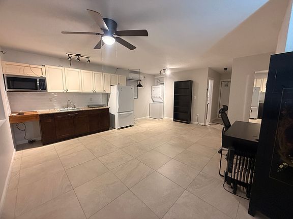 5th image of 2521 E 149th Ave #2