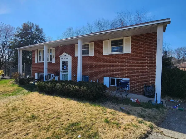 9520 Knight Ct, Upper Marlboro, MD 20772