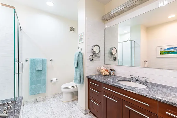 Sold by Brown Harris Stevens | media 20