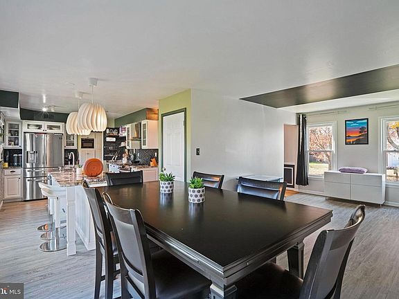 3rd image of 2101 Waterleaf Way