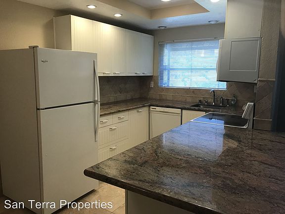 2nd image of 1263 Robinson Ave APT 20