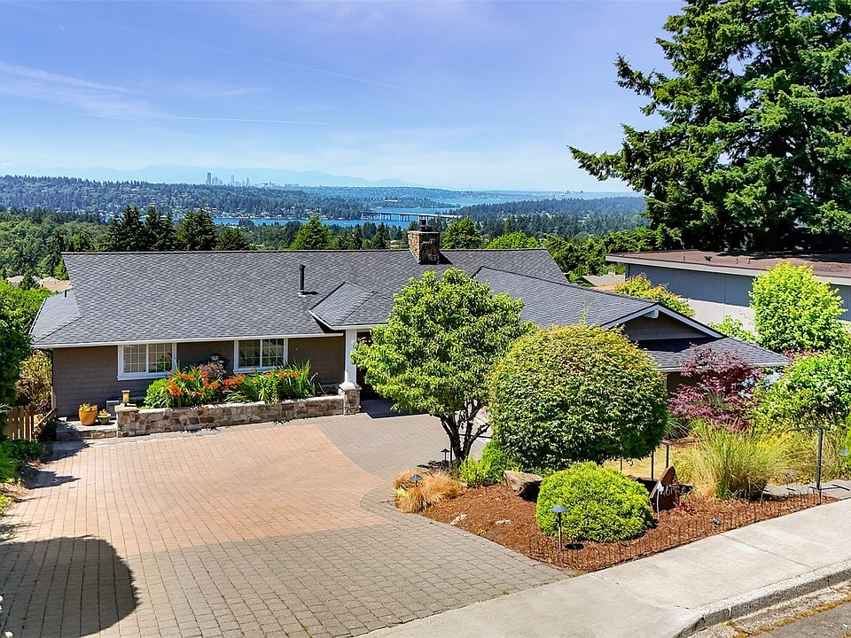 1st image of 4615 133rd Avenue SE