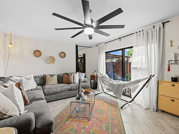 4th image of 9121 SW 19th Court #D