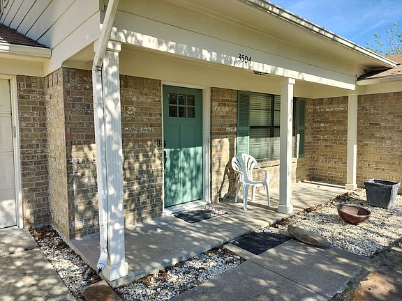 2nd image of 3504 Highmeadow Ln