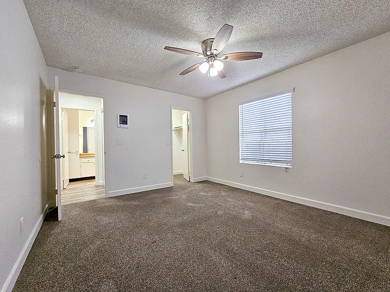 523 Grape St. — Photo 9