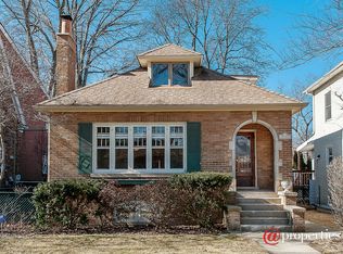 2144 Ewing Ave, Evanston, IL 60201