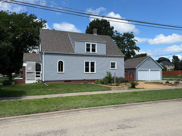 521 E Court St, Beloit, KS 67420