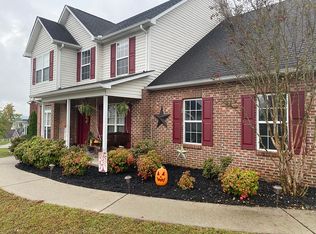 1130 Fox Ridge Dr, Powell, TN 37849