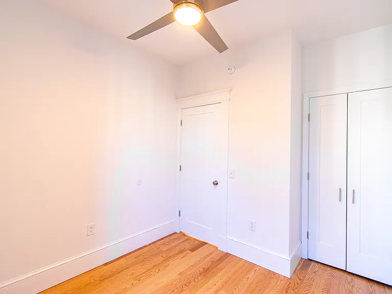 175 Hemenway St #16 — Photo 5