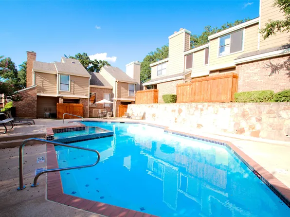 2121 Park Willow Ln APT C, Arlington, TX 76011