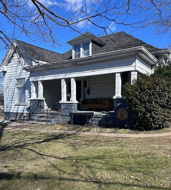 1st image of 1112 Batts Blvd