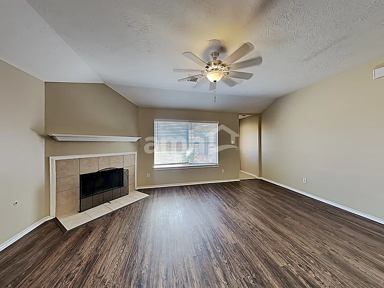 2513 Cloudcroft Dr — Photo 7
