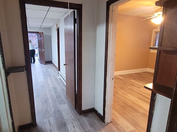 5th image of 1213 Peachtree St