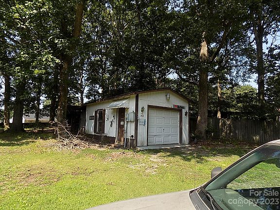 5th image of 353 Lanier Ave