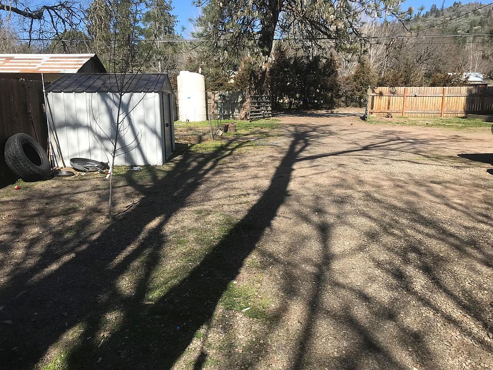 2nd image of 10483 Blackwell Rd