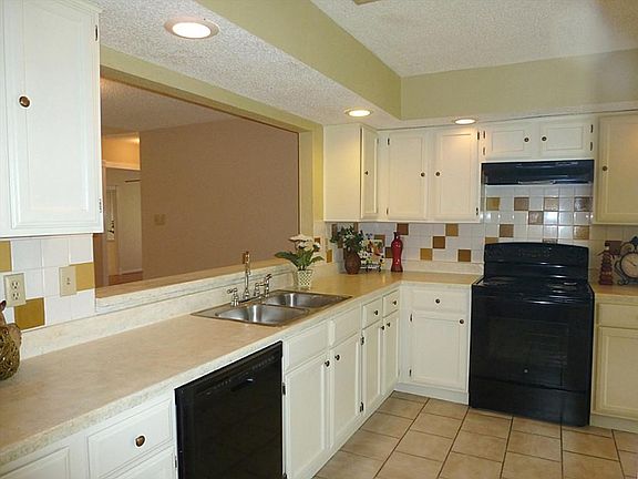 5th image of 4839 Cairnvillage St