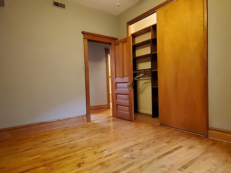 3617 N Wilton Ave #3 — Photo 22