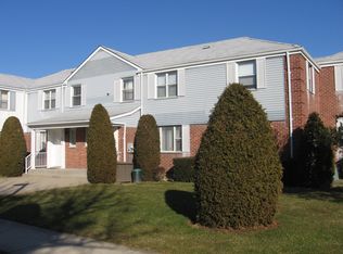 22911 69th Ave, Oakland Gardens, NY