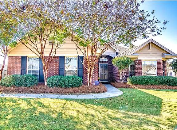 3rd image of 8817 Ashland Park Pl