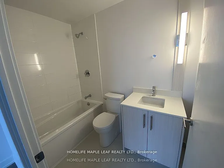 225 Veterans Dr #1001 — Photo 13