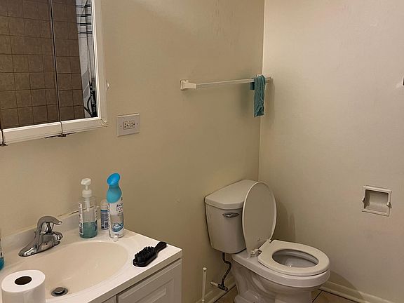 2nd image of 6356 S Eberhart Ave #2B