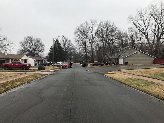 5th image of 2423 Pontchartrain Dr
