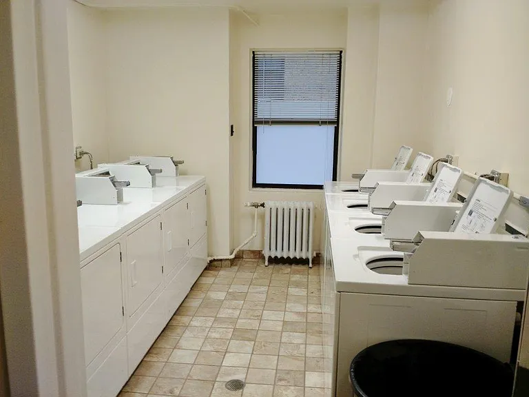 3330 N Lake Shore Dr — Photo 6
