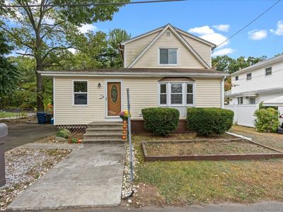 31 Shumway St, West Haven, CT, 06516