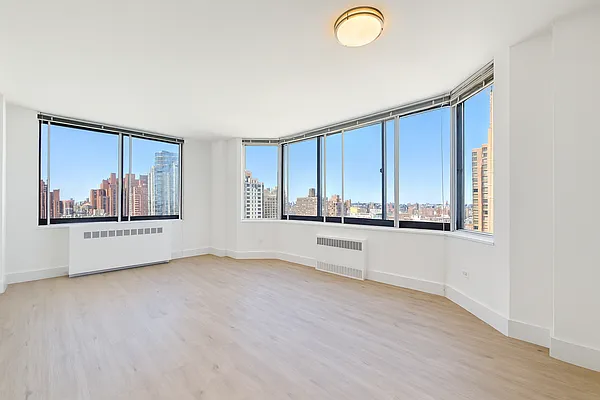 Rented by Sovereign Associates | media 19