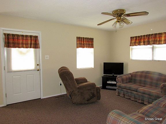 4th image of 1106 Dale Ave SE