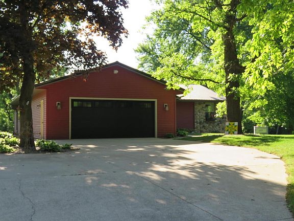 3rd image of N8040 Whitetail Road