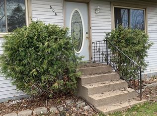 606 10th St SW, Little Falls, MN 56345