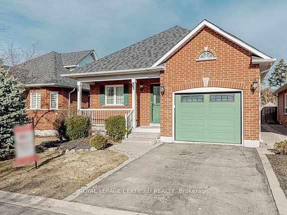 3rd image of 711 Poplar Rd