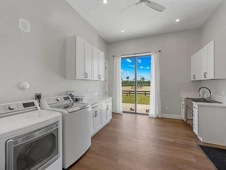 16175 Deer Path Ln — Photo 7
