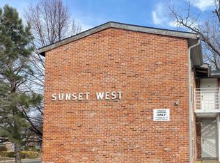 1913 Anderson Ave APT 201, Manhattan, KS 66502