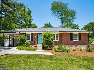 2662 Fox Hills Dr, Decatur, GA 30033