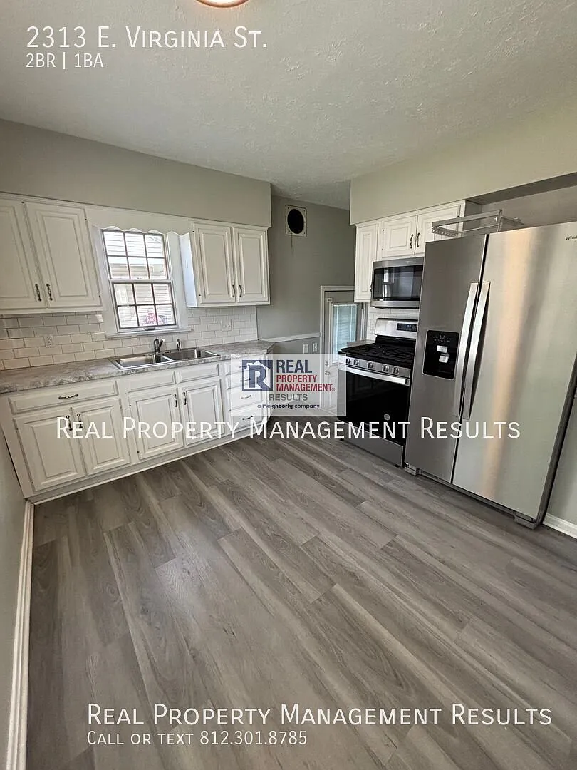 East Side Home Near Wesselman Woods with 2-Car Garage — Photo 4