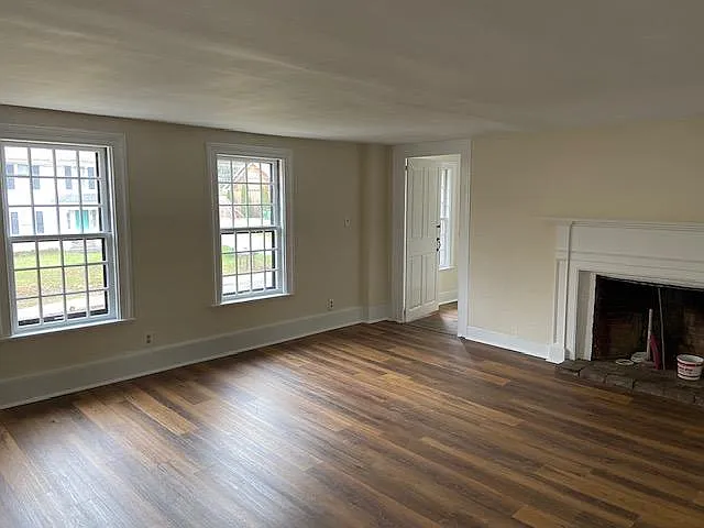 2 bed, 1250 sqft, $2,700 — Photo 3